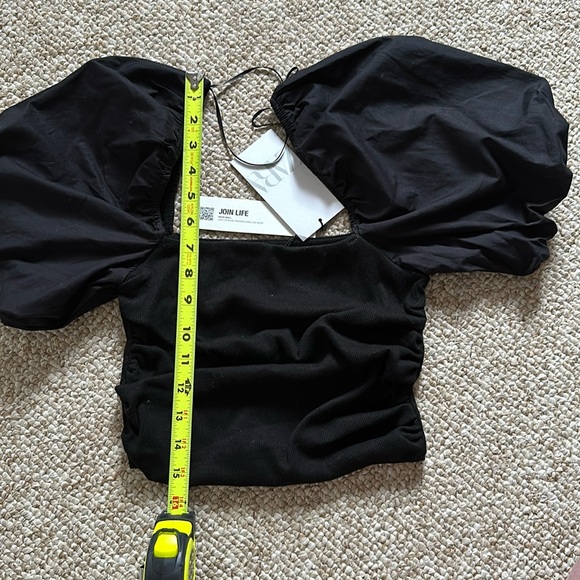 NWT Zara adorable black puff sleeve cotton crop top - Picture 9 of 13